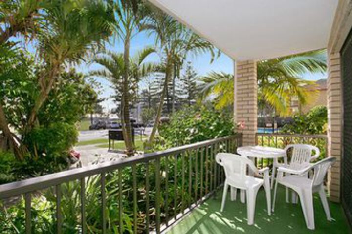 Terrace/Patio 2 of 9