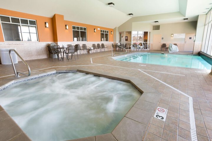 Pool 18 of 41