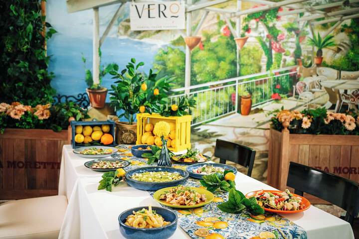 Dining 121 of 222