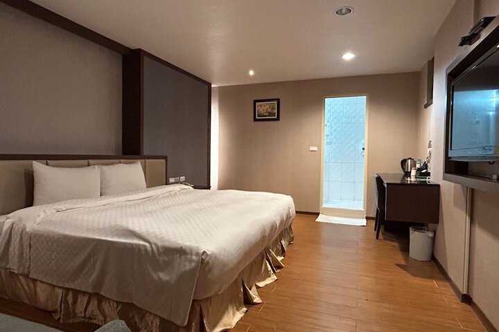 Room 20 of 48