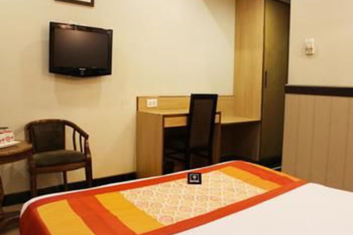 Room 18 of 26