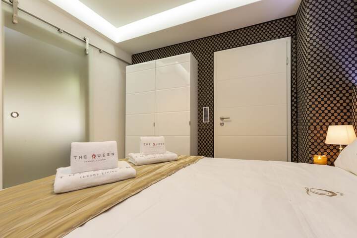 Room 152 of 645