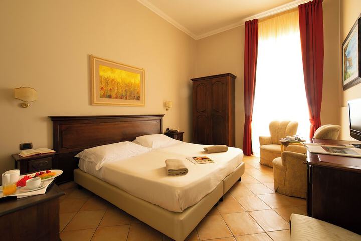 Room 19 of 55
