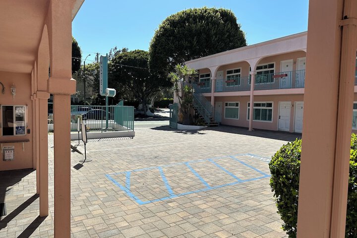 Hotel 50 of 53
