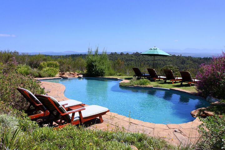 Pool 28 of 66