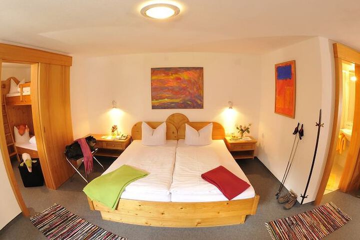 Room 15 of 57