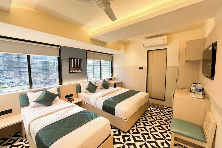 Room 37 of 48