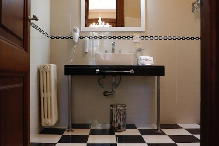 Clean Restrooms