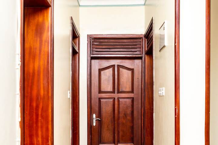 Room 35 of 68