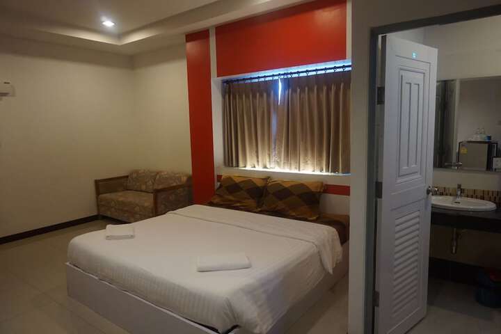 Room 7 of 29