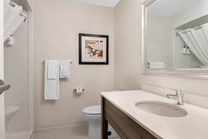 Room 45 of 120