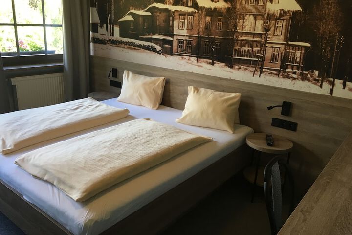 Room 11 of 81