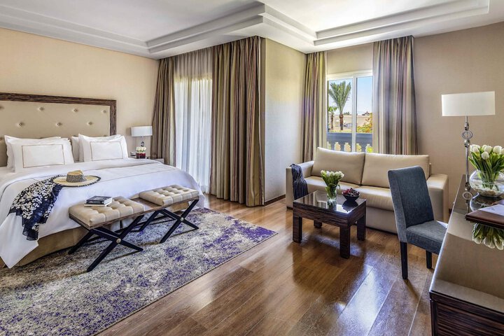 Room 30 of 180