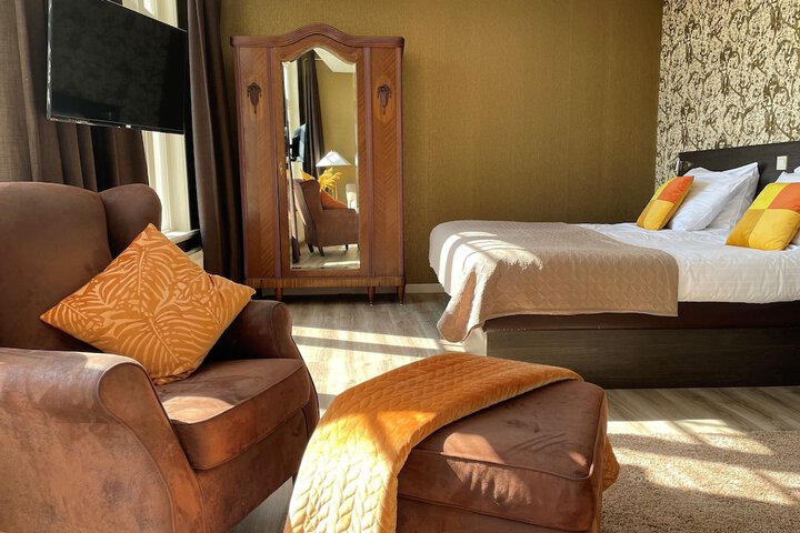 Room 21 of 41
