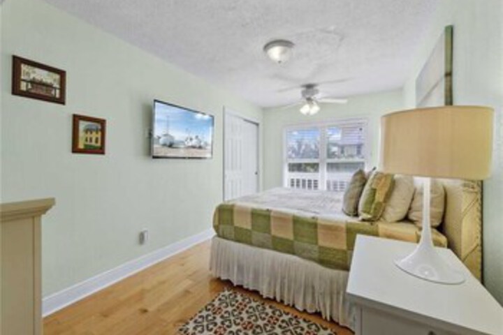 Room 73 of 80