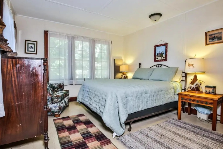 Room 2 of 13
