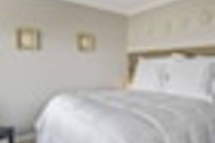 Room 257 of 984