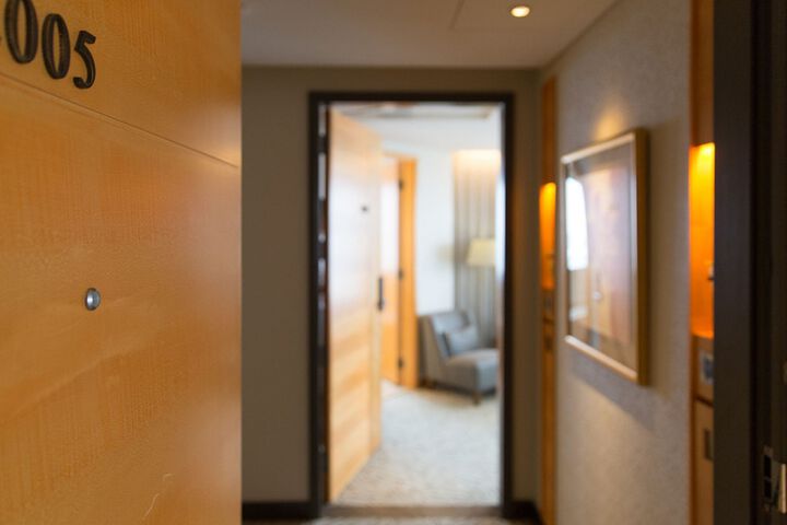 Room 13 of 46