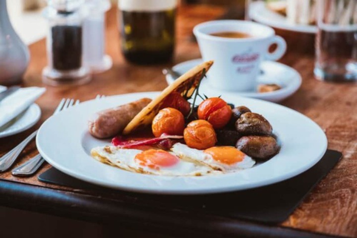 Breakfast/Coffee Service 56 of 73