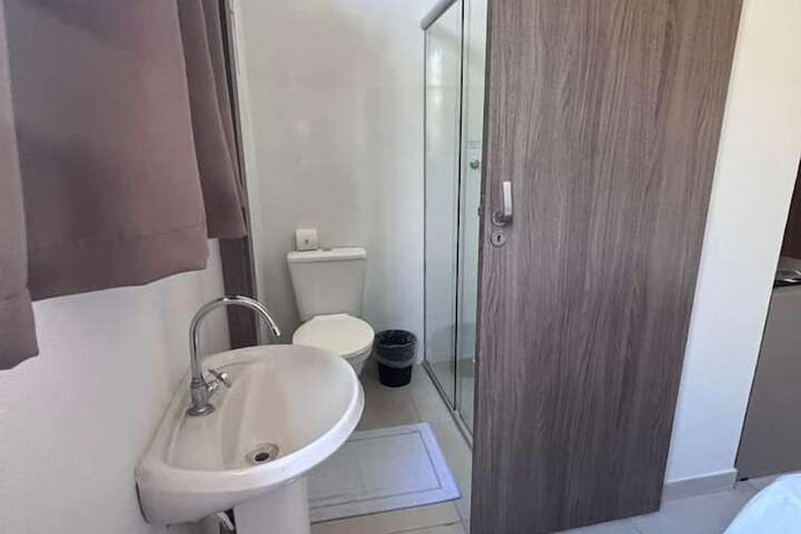 Room 12 of 17
