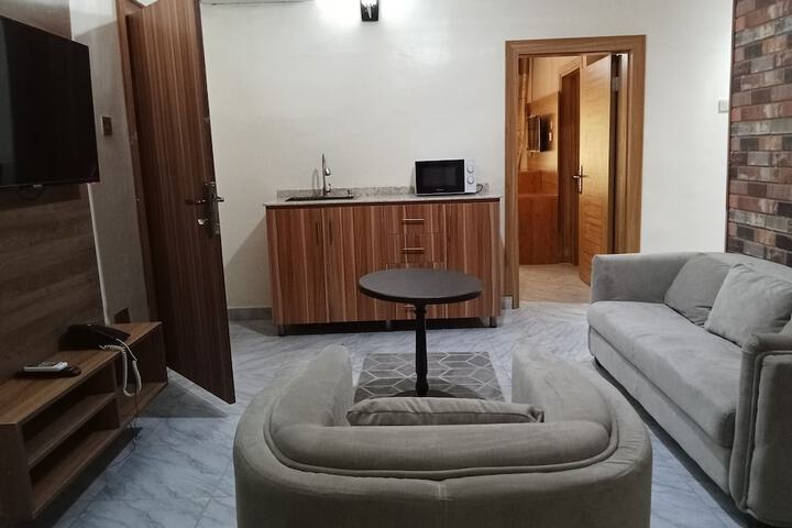 Room 21 of 43