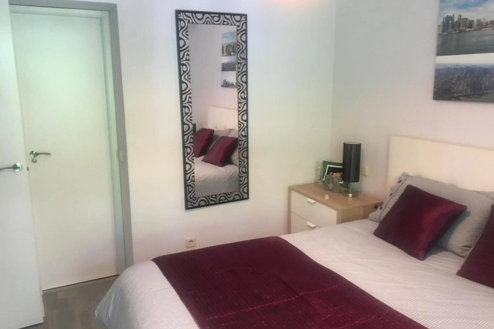 Room 2 of 20