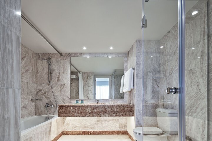 Bathroom Interior Photo
