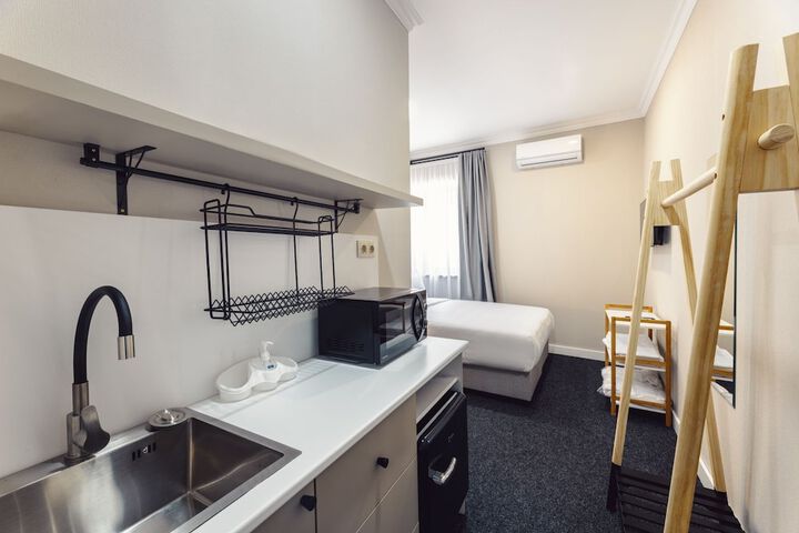 Room 12 of 60