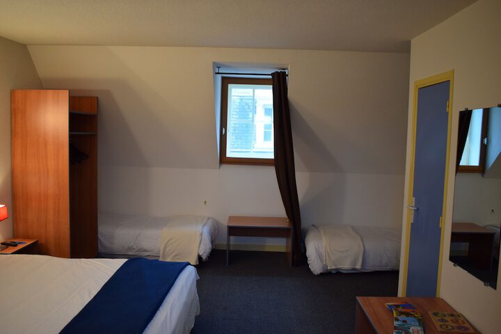 Room 18 of 61