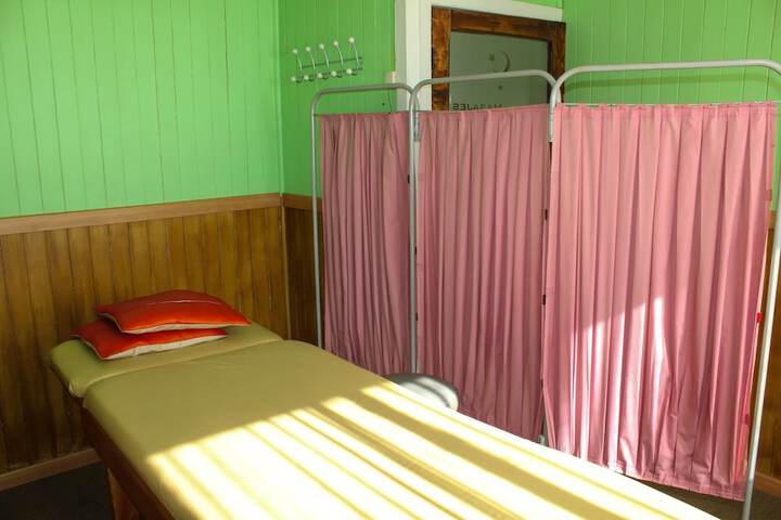 Room 17 of 22