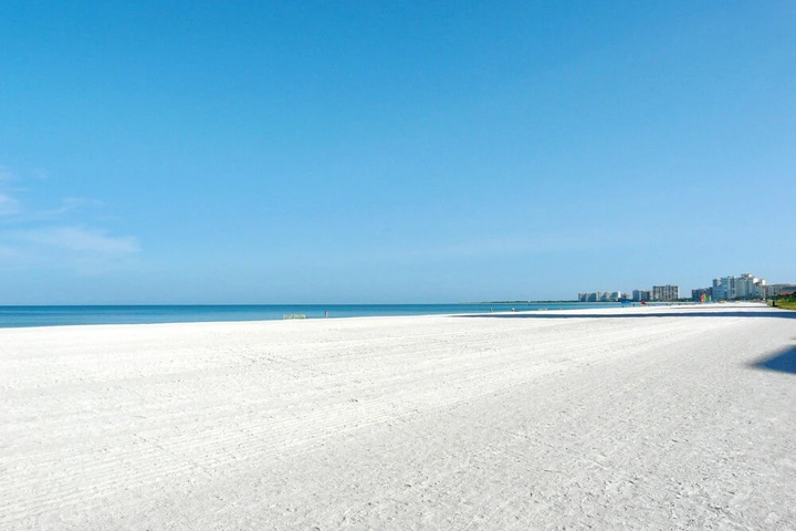 Beach 13 of 18