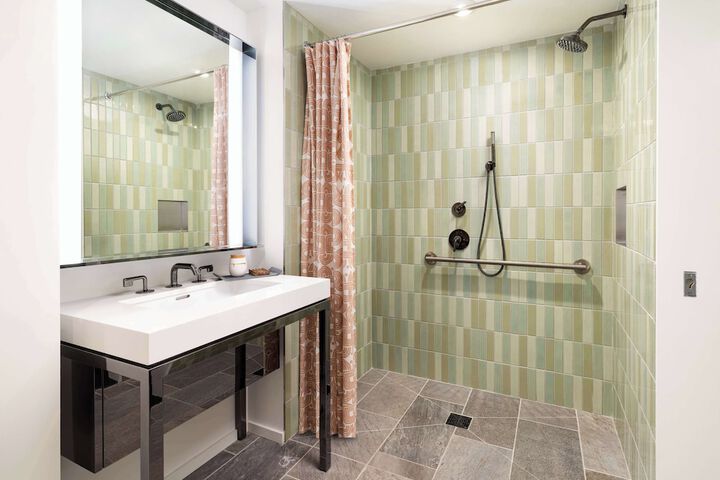 Bathroom shower