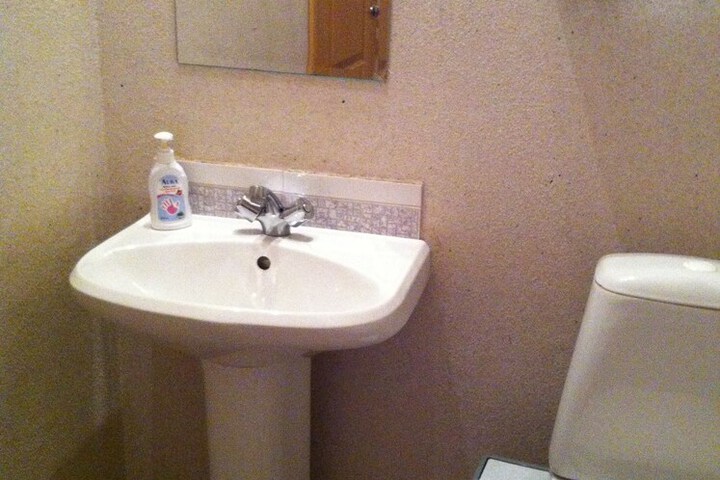 Room 18 of 29