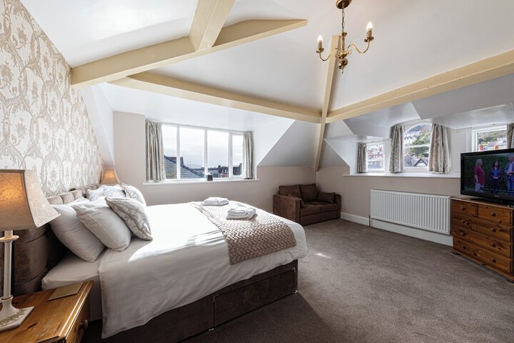 Room 7 of 20