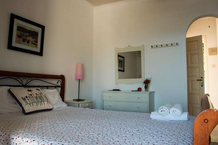 Room 34 of 37