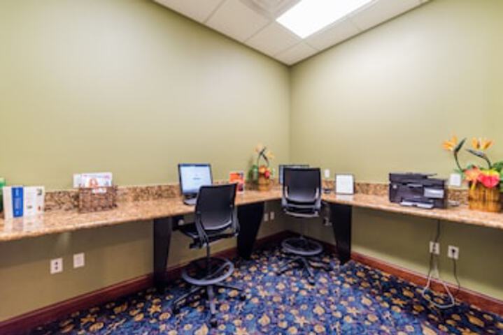 Business Center 49 of 63