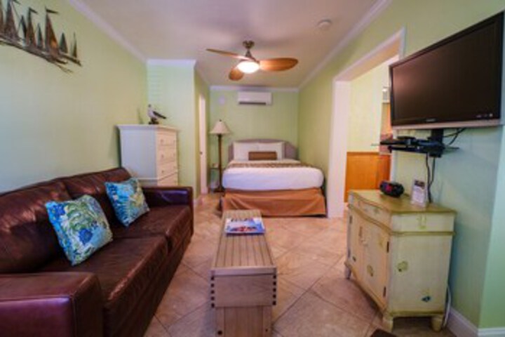 Room 18 of 47