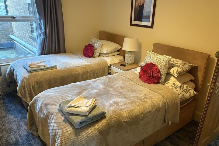Room 10 of 22