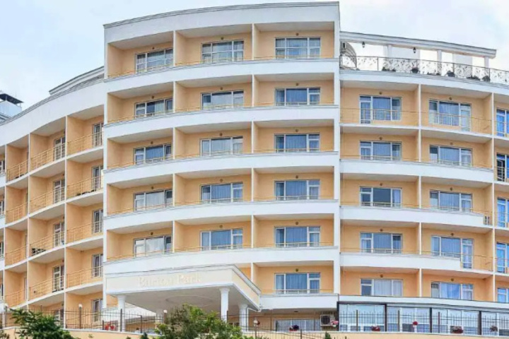 Hotel 2 of 6