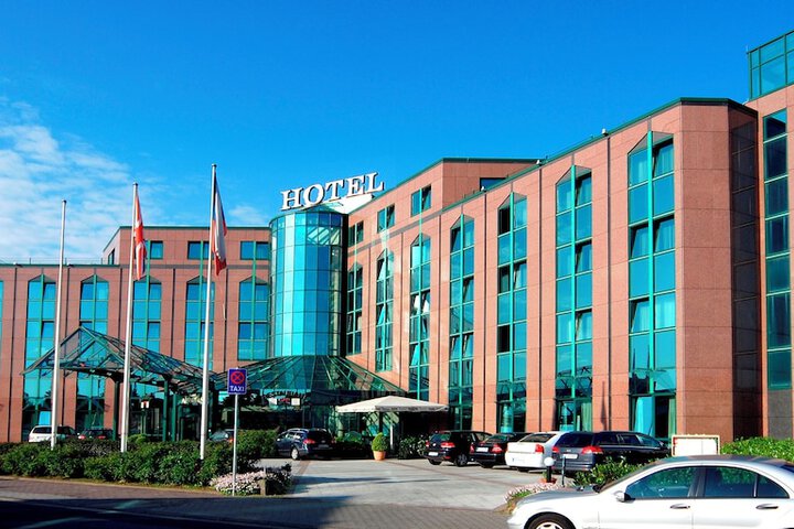 Hotel 76 of 76
