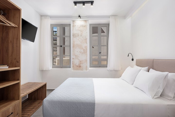Room 10 of 51