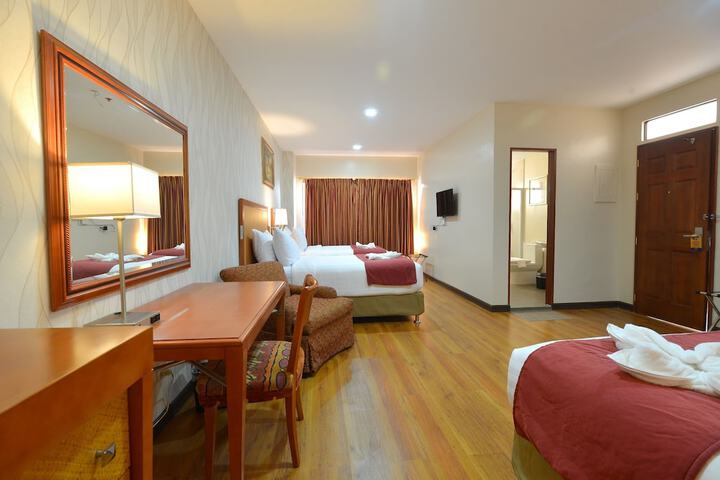 Room 5 of 31