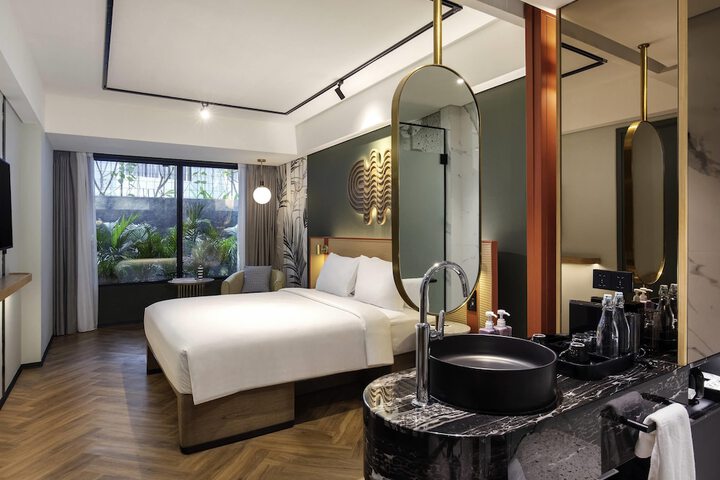Room 20 of 86