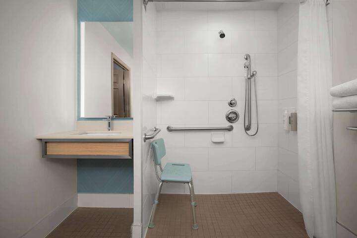 Bathroom shower