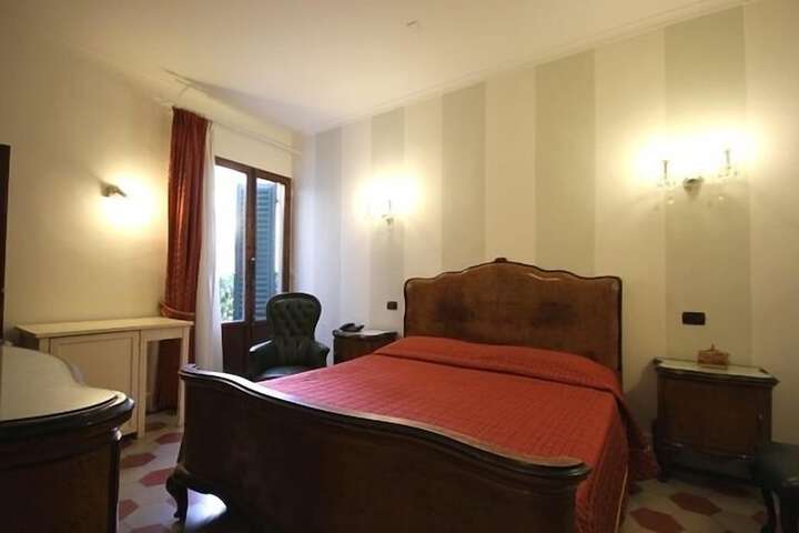 Room 14 of 31