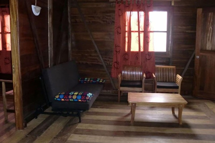 Room 8 of 39