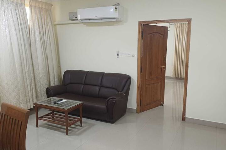 Room 42 of 95