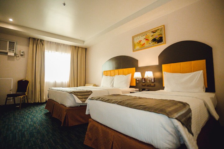Room 14 of 51