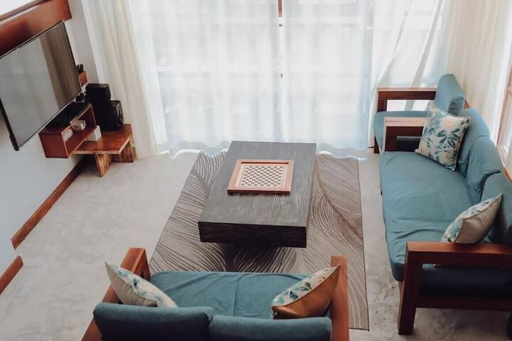Room 7 of 25