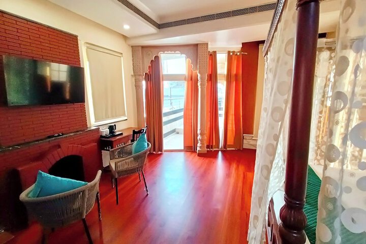 Room 22 of 71